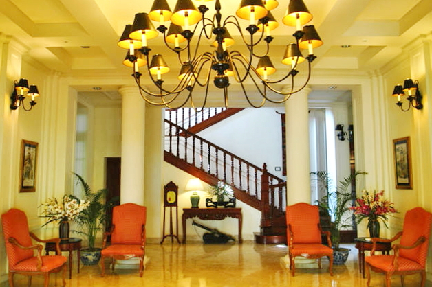 Lobby of the Settha Palace Hotel in Vientiane, Laos. Click to enlarge.